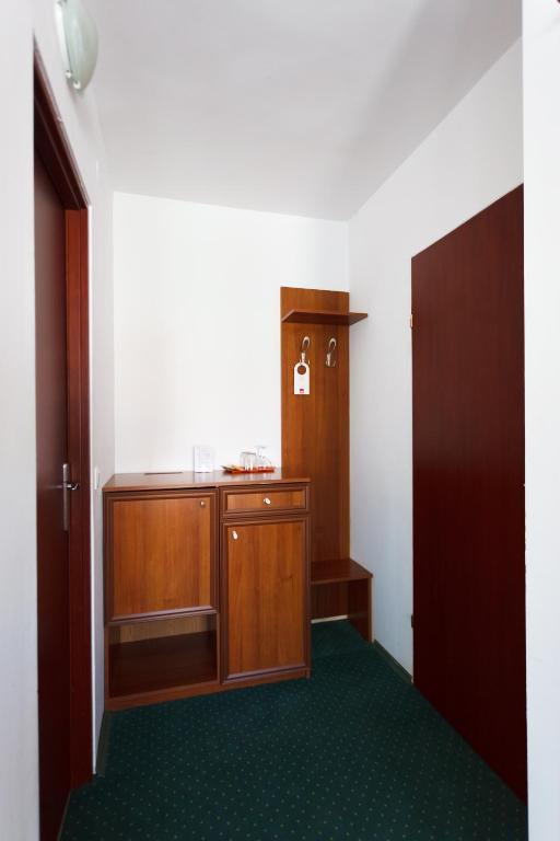 Pension Ferdinand Panzio Sfântu-Gheorghe Cameră foto